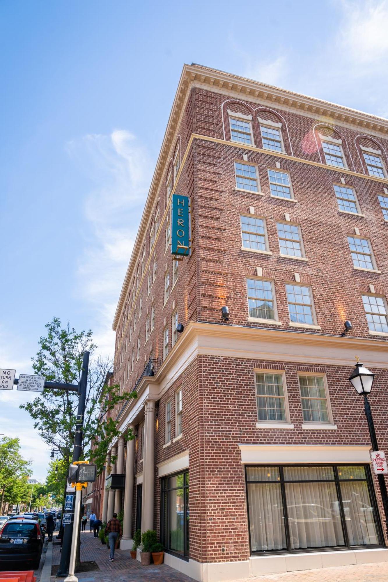 Hotel Heron Old Town Alexandria Exteriör bild